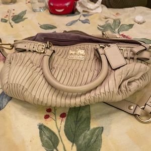 COACH MADISON SOPHIA GATHERED LEATHER BEIGE 
with BRASS HARDWARE 18620